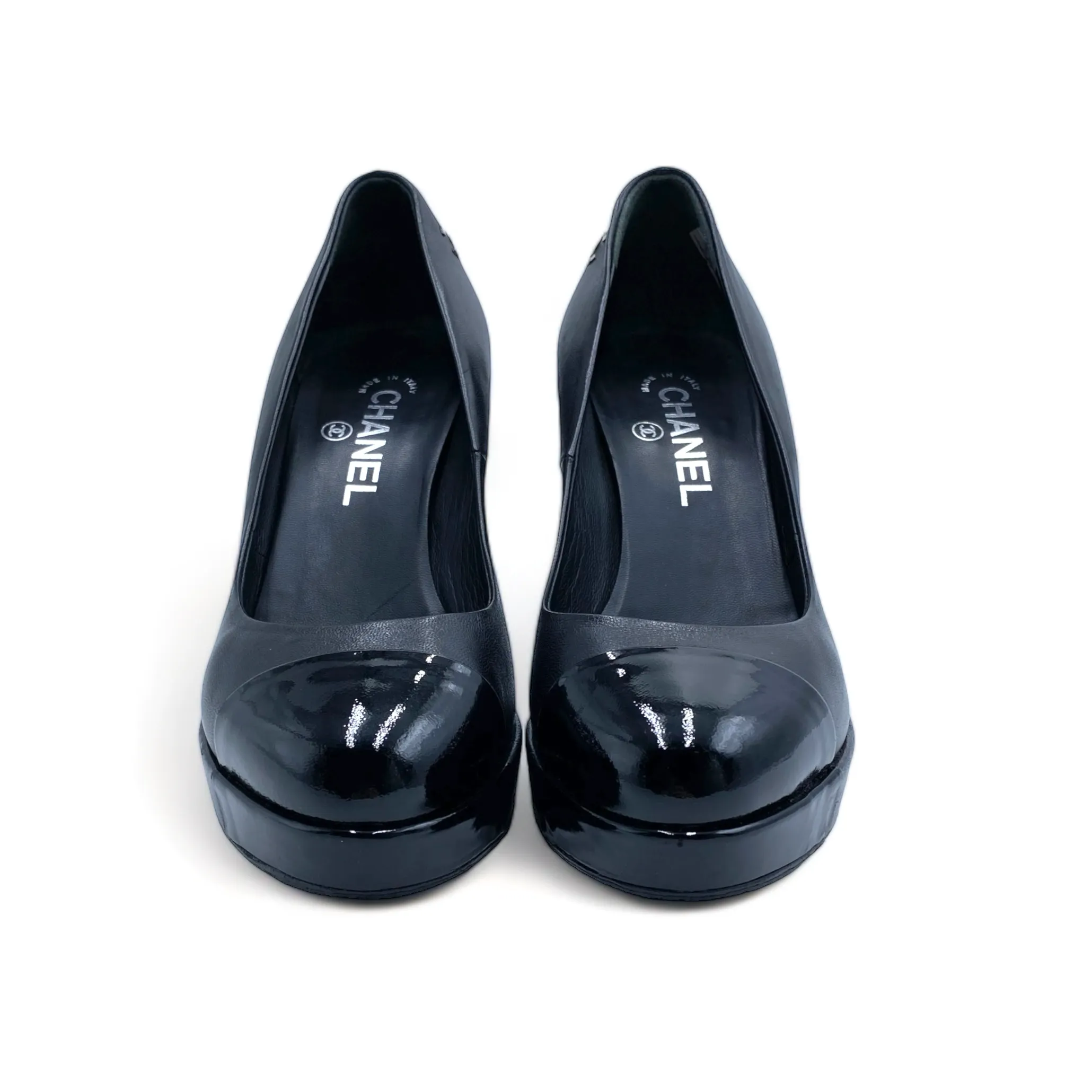 CHANEL CAP TOE PUMPS EU 38.5/ UK 5.5