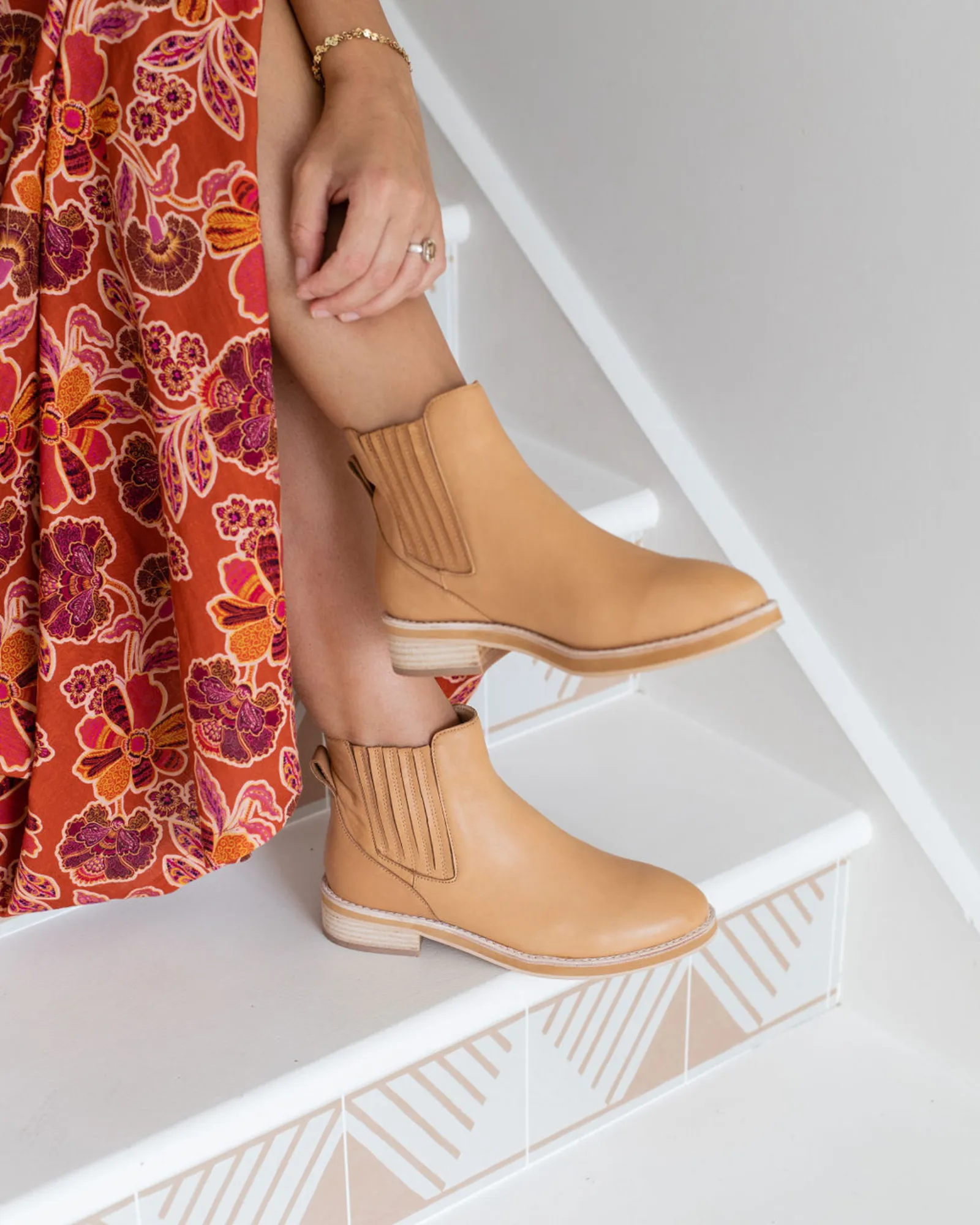 Cleo Leather Boot - Latte