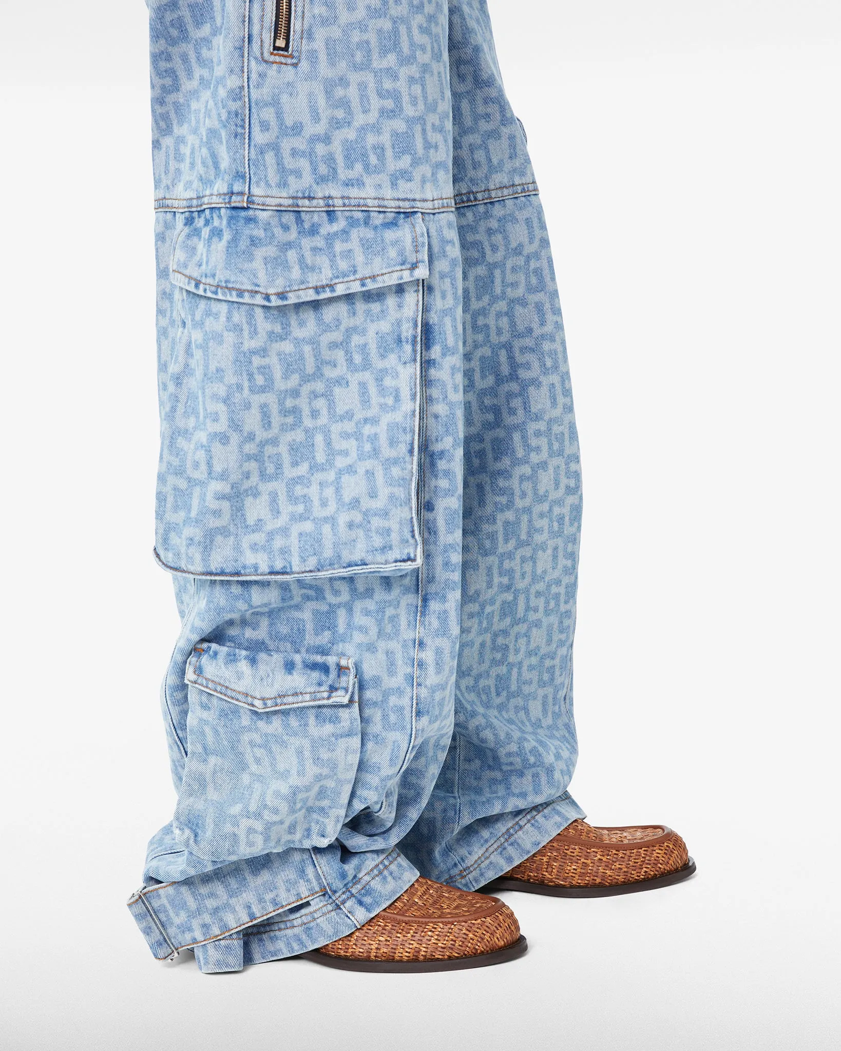Gcds Monogram Rafia Loafers