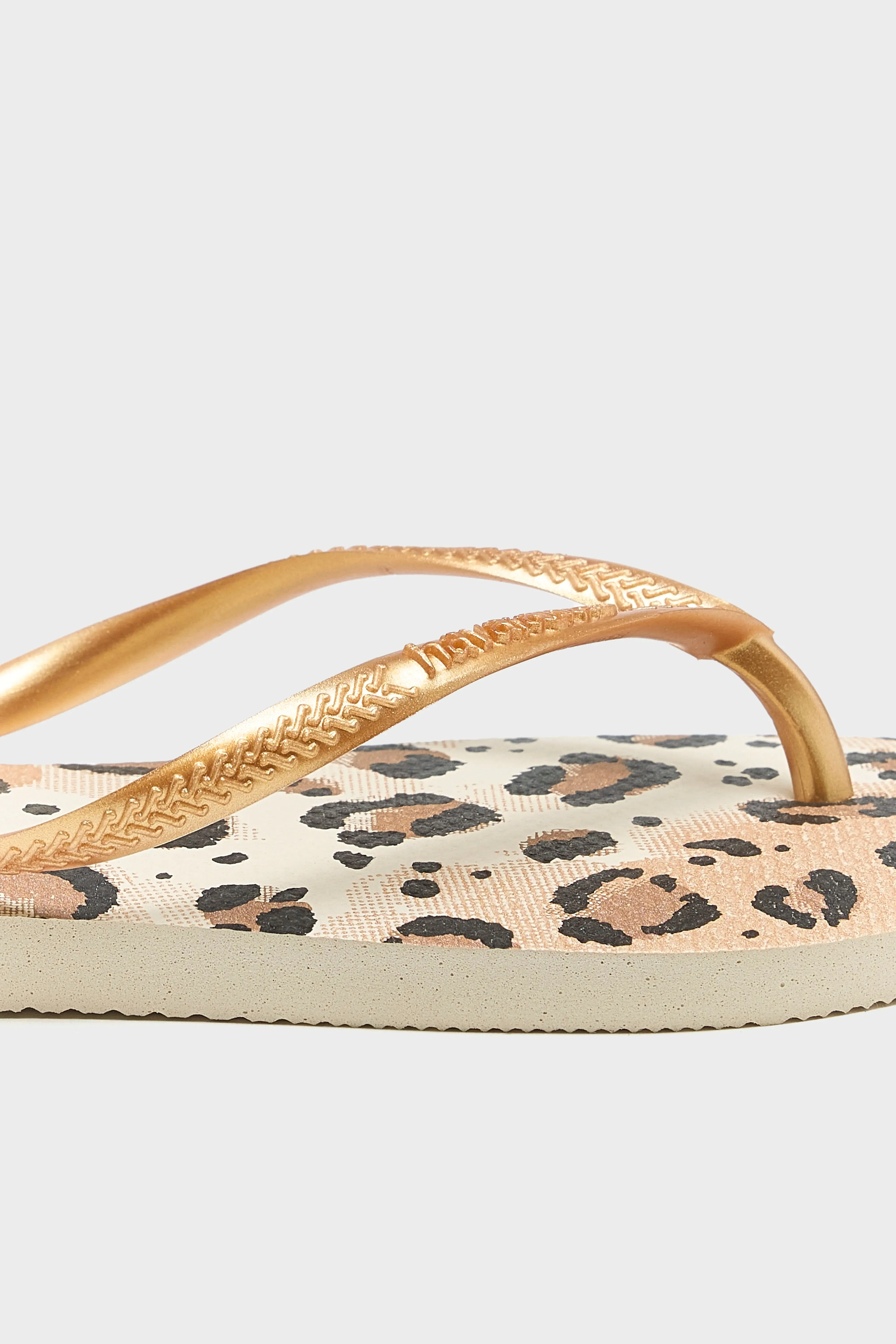 Slim Anamals Flip Flops for Women  (251 / W / BROWN)