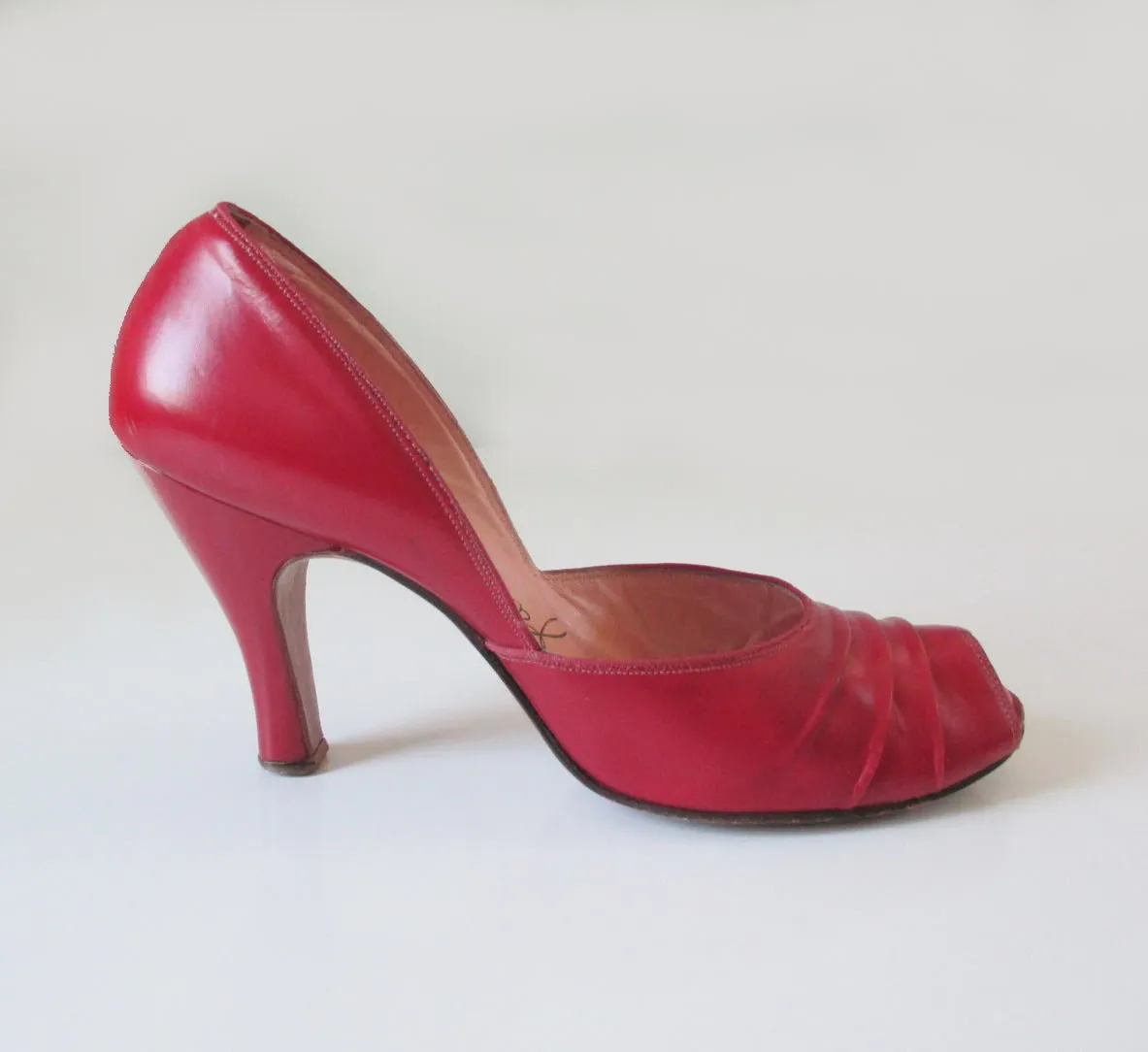 Vintage Red 50's Peep Toe Heels Shoes 8