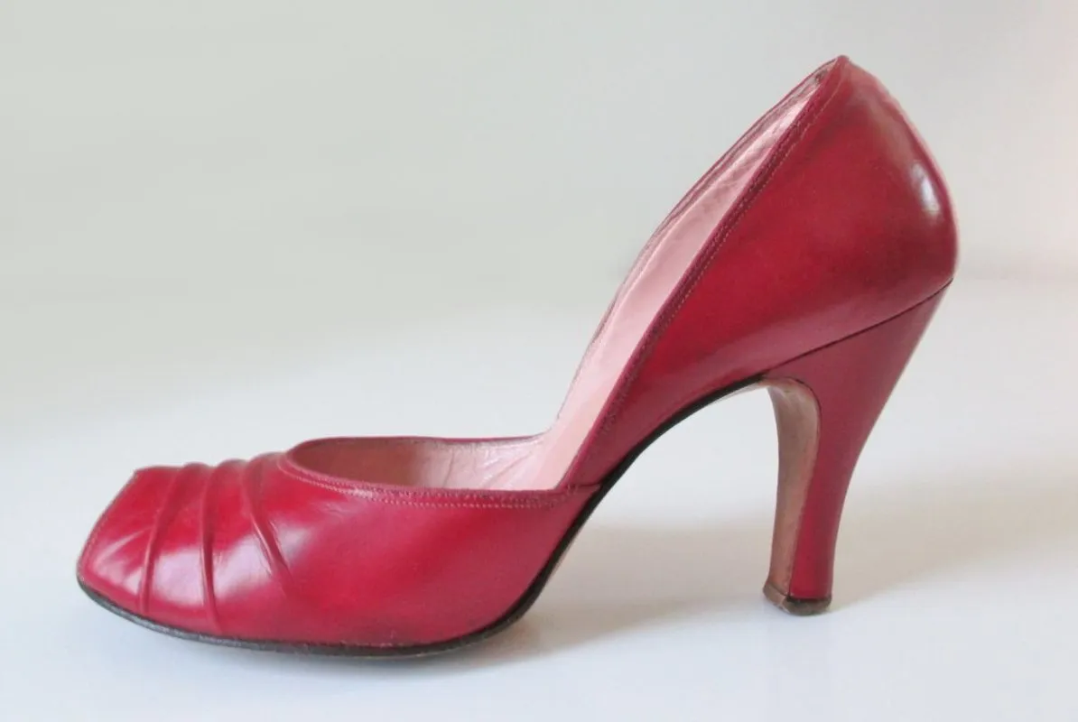 Vintage Red 50's Peep Toe Heels Shoes 8