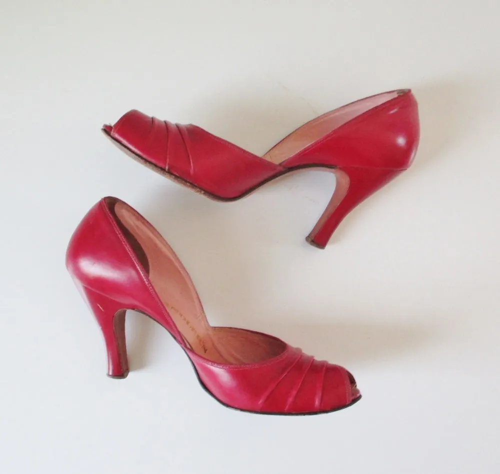 Vintage Red 50's Peep Toe Heels Shoes 8